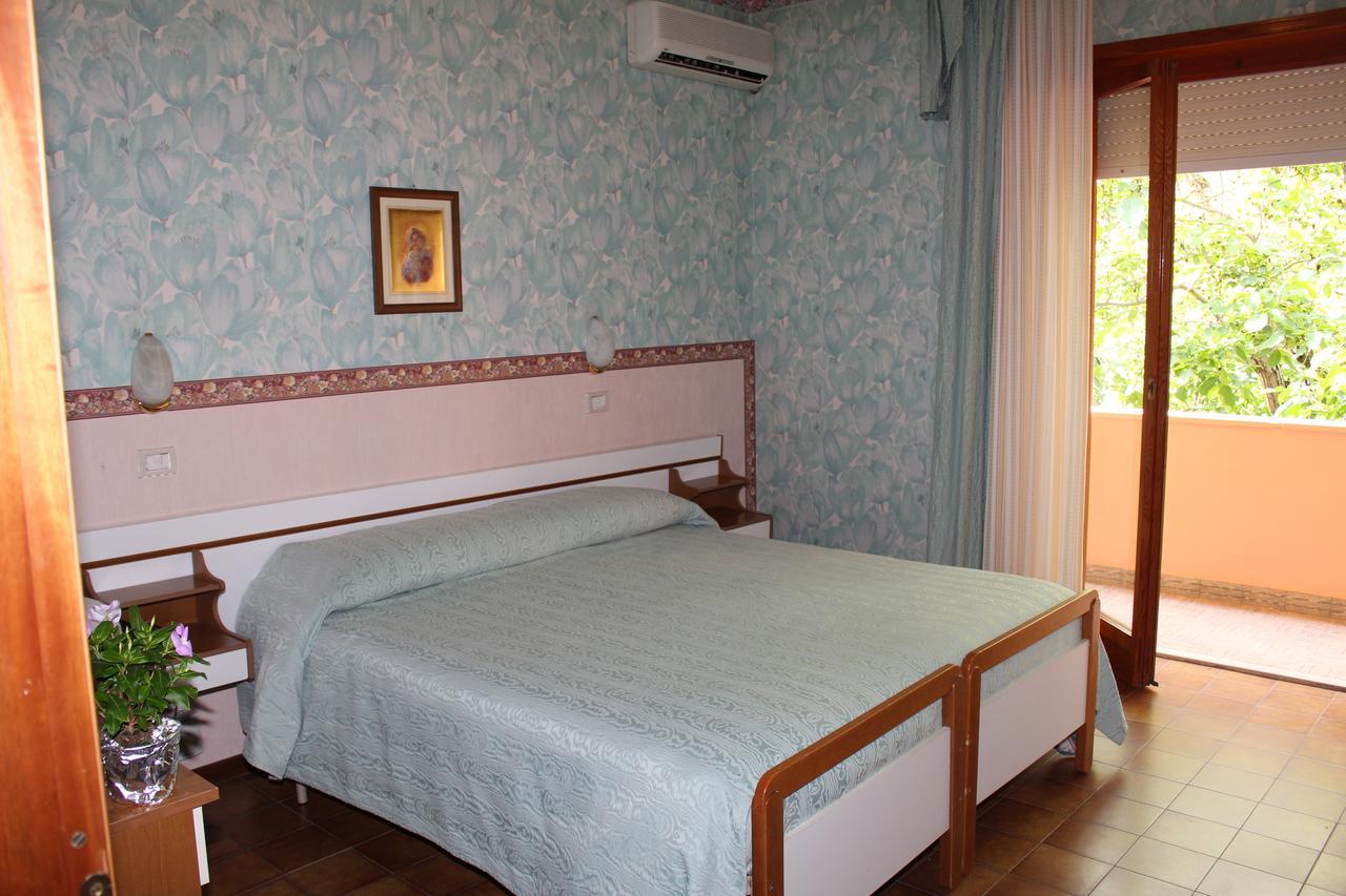 Da Elio Hotel Piegaro  Bagian luar foto