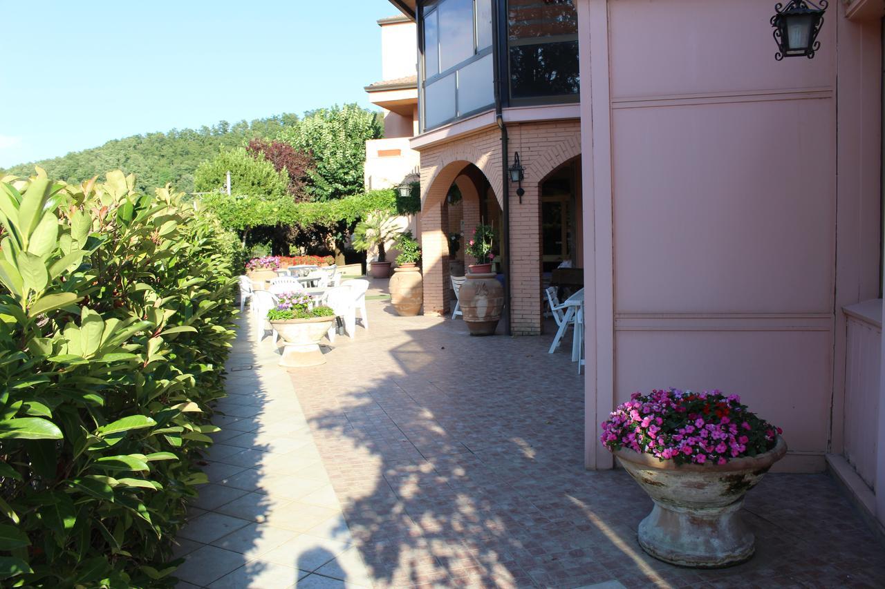 Da Elio Hotel Piegaro  Bagian luar foto
